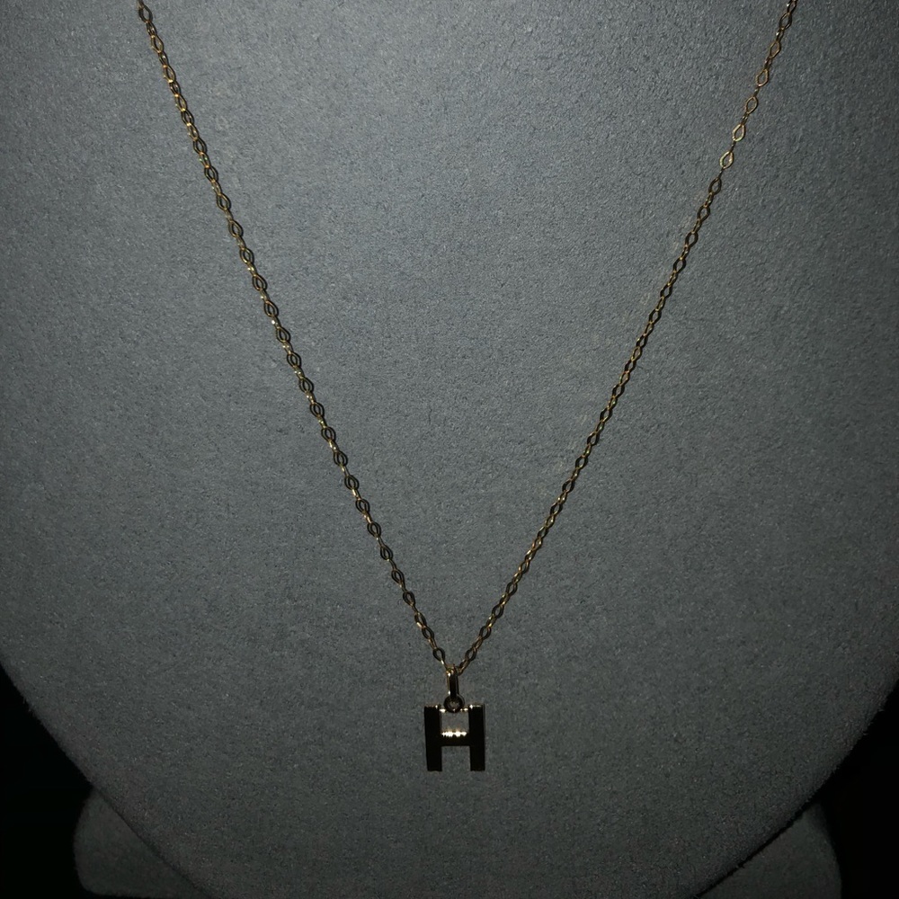 14 K Yellow Gold H initial necklace